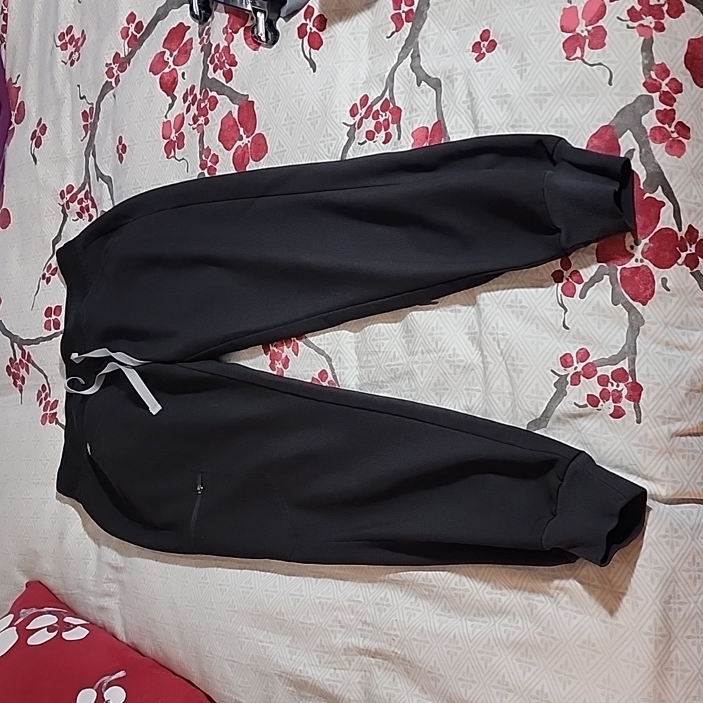 SOLD....Figs yoga pants XS/P